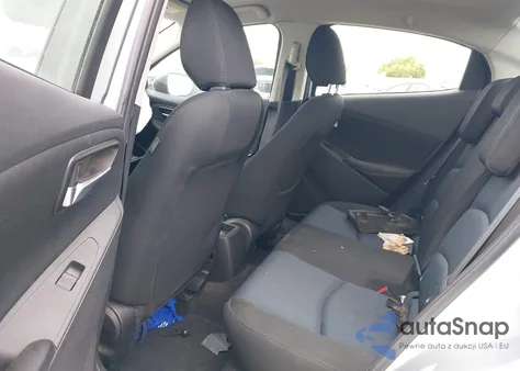 2018 Toyota Yaris Ia z USA, uszkodzony, nr VIN 3MYDLBYV2JY305674